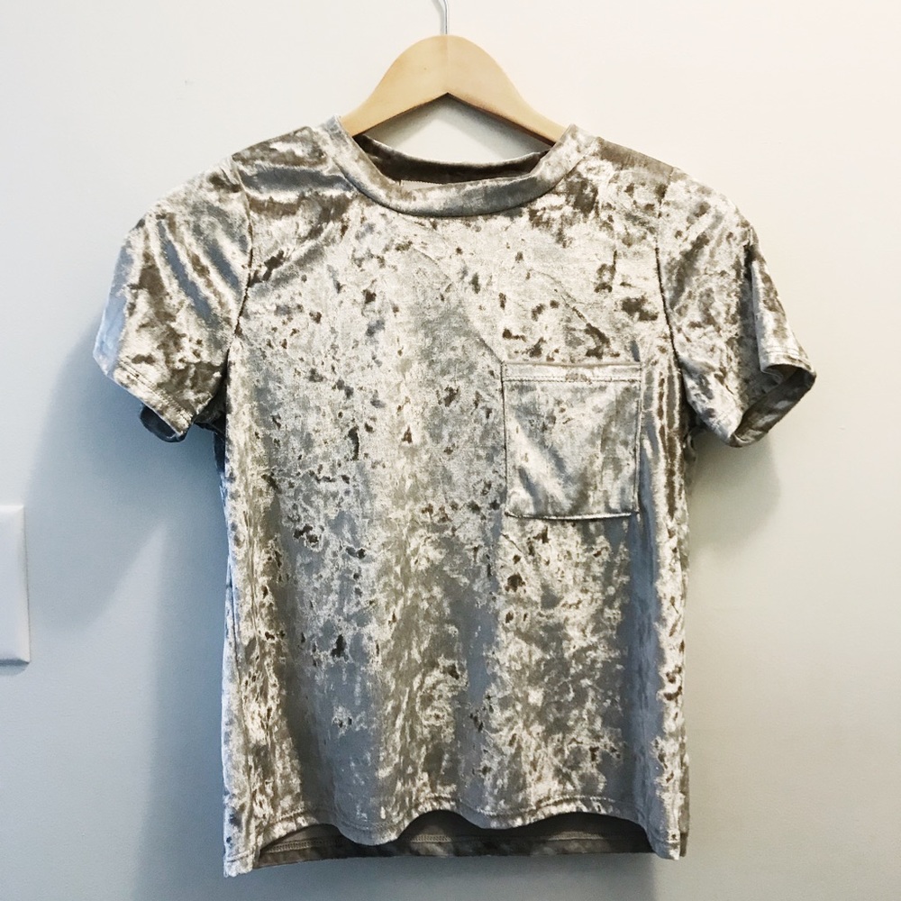 🆕🔥CRUSHED VELVET TOP 😍